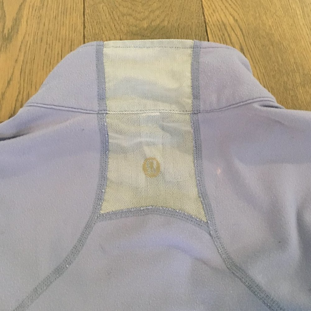 Lululemon Catch Me Air Jacket (rare) - Picture 8 of 9